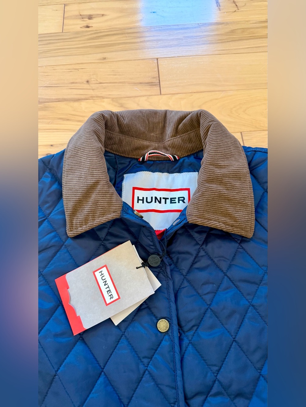 Hunter Rachel Navy Quilted Puffer Jacket with Brown Corduroy Collar Women New - Picture 4 of 13